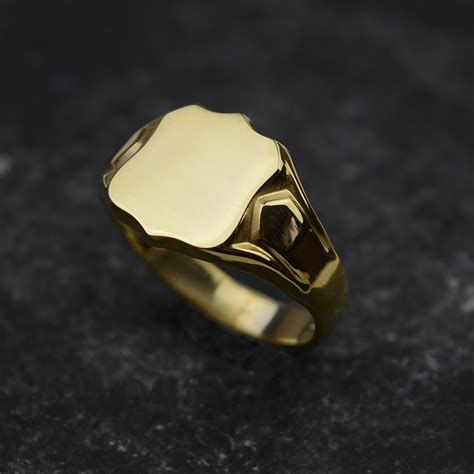 Shield Signet 9ct Gold Gents Heavy Signet Ring Etsy