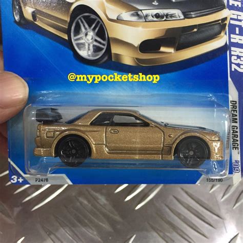 RESERVED Hot Wheels NISSAN SKYLINE GT R R Metalflake Gold Hotwheels Dream Garage