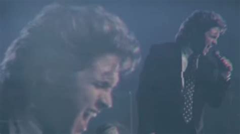 Así cantaba Diego Boneta La chica del bikini azul a los 11 años VIDEO Radio Fórmula