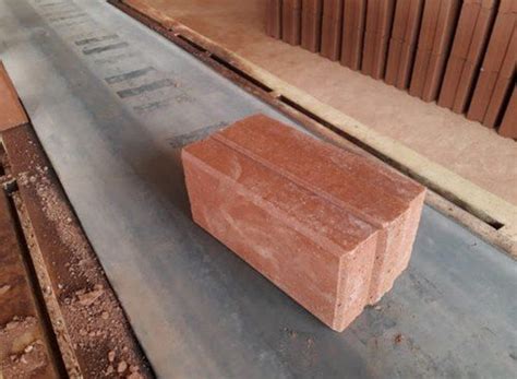 Rectangular Shape Red Interlocking Mud Bricks For Making Side Walls At