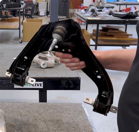 Engineering Experts Show How Tesla Saved Money On The Cybertruck's