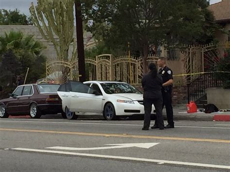 Detienen hombre con armas de asalto que iba al Desfile del Orgullo Gay en Los Ángeles La