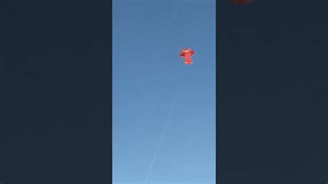 Layangan Layangan Celepuk terbang - YouTube