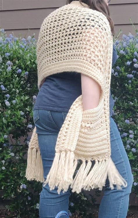 Perfect Pockets Shawl Weave Crochet