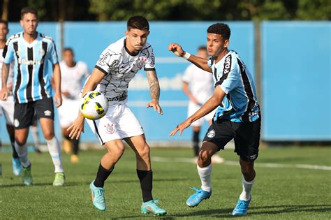 Grêmio Desperdiça Pênalti Durante Empate Sem Gols Contra O Corinthians