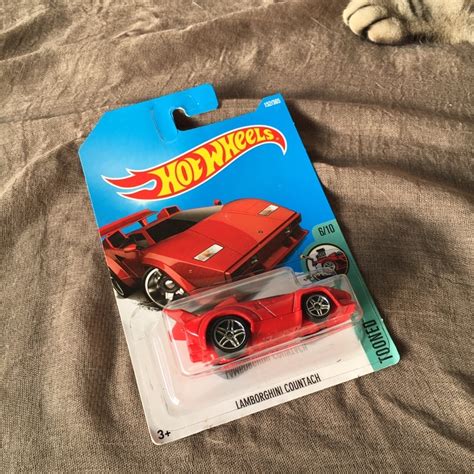 Hot Wheels Lamborghini Countach