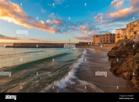 Seaside Village Sicily Sunset Hi Res Stock Photography And Images Alamy