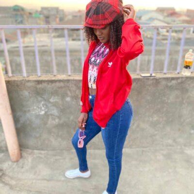 Sweet Berrie Stripchat Webcam Model Profile Free Live Sex Show Cam Joy