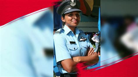 Flight Lieutenant Shivangi Singh Is Iaf Rafale Squadron S First Woman