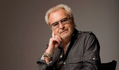 Foreigner Guitarist Mick Jones Reveals Parkinsons Diagnosis