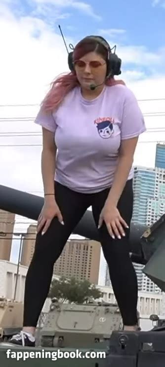 Alluux Amouranth Alluux Official Nude OnlyFans Leaks The Fappening Photo 2063170