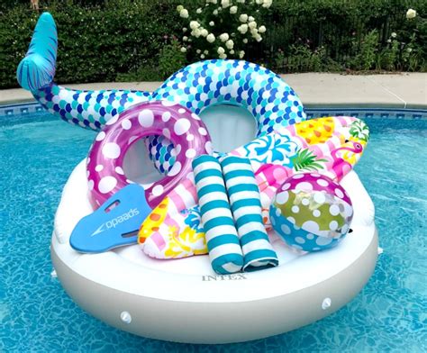 Fun Swimming Pool Floats - From Reclining To Spring Floats