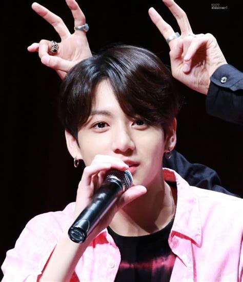 Pin Von Sweet MoonAngel Auf Jungkook Jeon Jung Kook So Hot And Cute