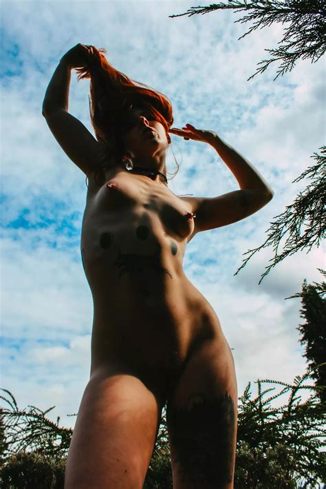 Divine Feminine Nudes Hippie Chicks NUDE PICS ORG