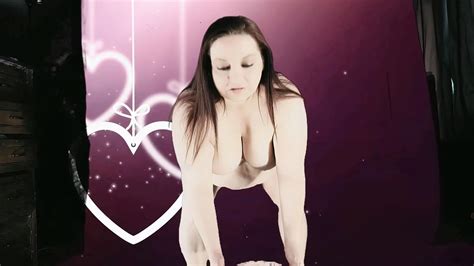 Cake Eating And Sitting Photoset Nude Pics Xhamster