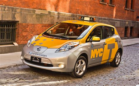 New York gets Nissan LEAF taxis - ecomento.com