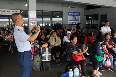 5400 Pasahero Stranded Sa Manila Port Dahil Sa Bagyong Kabayan Pcg