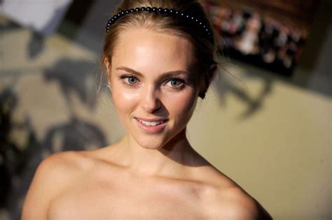 AnnaSophia Robb Nude Sex Scene Videos CelebMasta