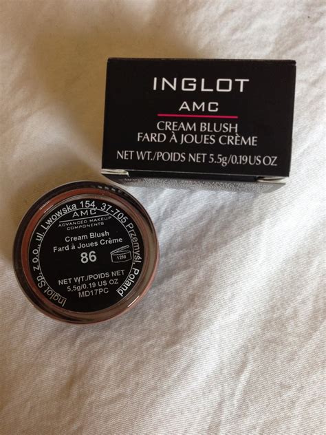 First Impression - Inglot AMC Cream Blush no. 86 / Reflection of Sanity