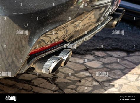 Car Exhaust Smoke Hi Res Stock Photography And Images Alamy