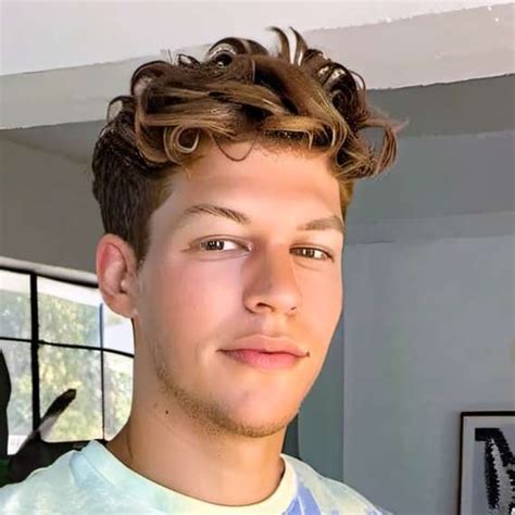Talkie Profile Ben azelart | Talkie AI | anime