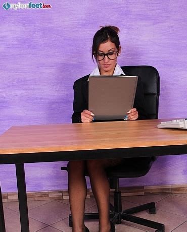 Hot Secretary Katia Casadei Shows Off Her Nyloned Feet In The Office