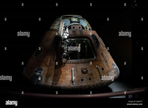 Apollo capsule apollo saturn center -Fotos und -Bildmaterial in hoher ...