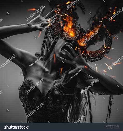 Imagens De Burning Man Nude Girls Imagens Fotos Stock E Vetores Shutterstock