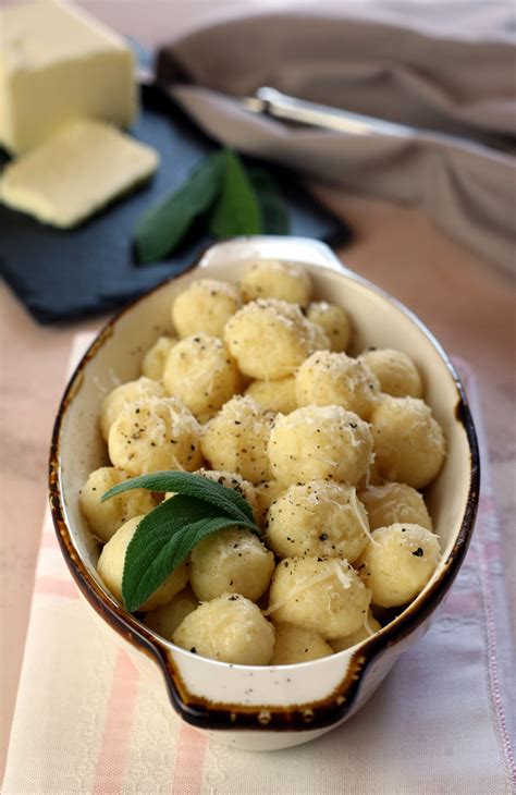 Gnocchi Di Semolino Al Burro E Salvia Ricetta Semplice