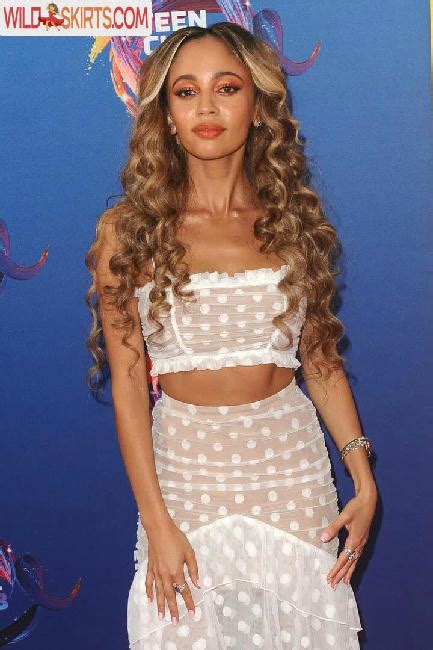 Vanessa Morgan Vanessamorgan Nude Instagram Leaked Photo