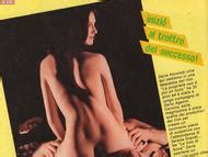 Naked Daria Nicolodi in La Proprietà non è più un furto