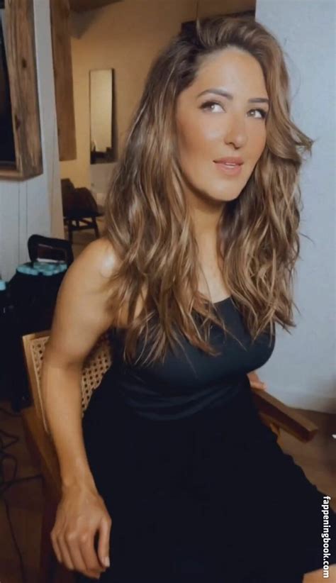 D Arcy Carden Thedarcyeffect Nude OnlyFans Leaks The Fappening Photo 3631970 FappeningBook