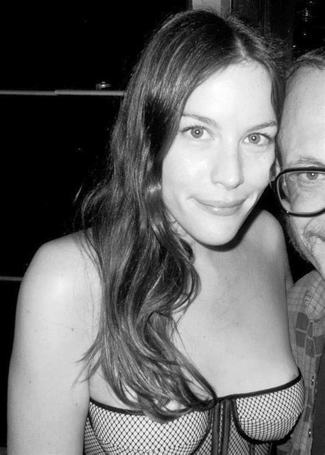 Naked Liv Tyler Added By Batistadave