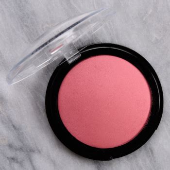 Essence Pure Nude Baked Blush Swatches X FRE MANTLE BEAUTICAN YOUR BEAUTY GUIDE IN THE WORLD