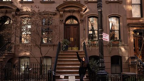 Sex And The City Brownstone In NYC Will Get A Gate To Deter Tourists KLEAVIA