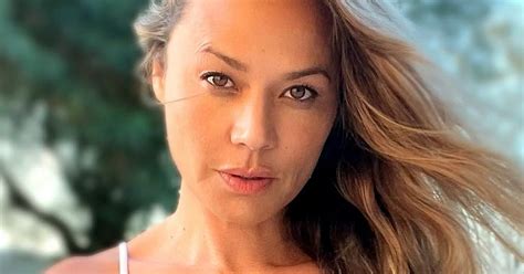Small Beauty Sun Moon Bloodgood Wearing A Bikini