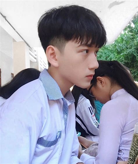 Hot boy mới của Nghệ An sinh năm 2001 đang khiến dân tình lùng sục Cao 1m72 mặt baby hết ý