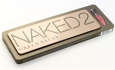 Review Urban Decay Naked Eyeshadow Palette Makeup Moment