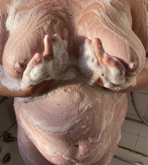 Add Me On Kik Miawillis Nude Pics XHamster