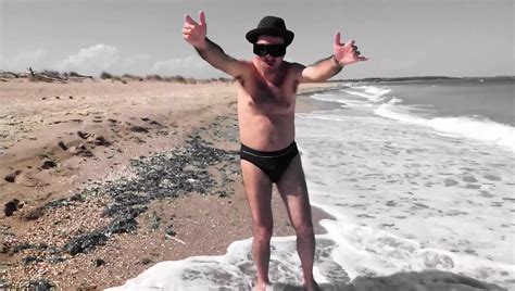 Earl Dances Naked On The Beach Gay Man Man Porn Feat Earl Smile XHamster