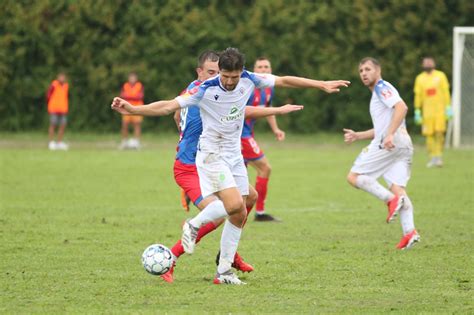 Foto Eljezni Ar Pora En Od Borca Fk Eljezni Ar