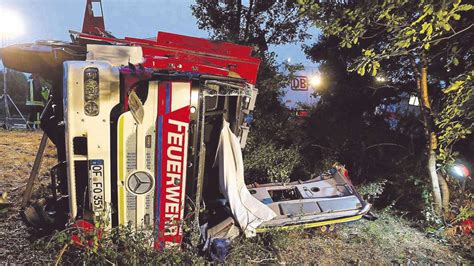 Nach Schwerem Unfall Auf Der A Wie Es Den Feuerwehrleuten Aus