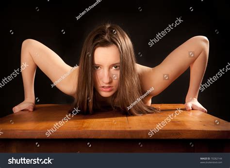 Portrait Beautiful Nude Woman Bending Over Foto Stock Shutterstock