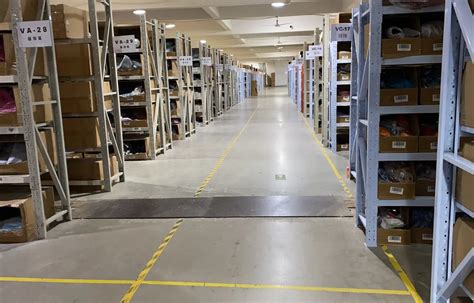 Ruiyi Popular Mesh Transparent Underwire Jumpsuit Sexy Lingerie Set For Women With Gloves