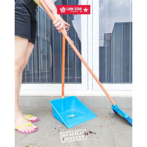 Jual Pengki Sampah Plastik Serokan Kebersihan DP 11 Alpha Dustpan Lion