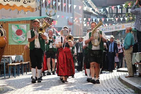 Weinfest Prichsenstadt Wein Im Frein Das Fr Nkische Weinland