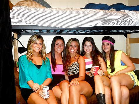 Upskirt 2 Porn Pictures XXX Photos Sex Images 1451302 PICTOA