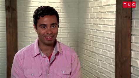 The Fumbling Guide To Falling Into Love: 7 Secrets To Mastering The Art Of A Perfect Kiss