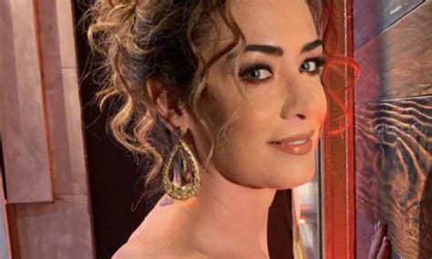 Anette Michel Comparte Sexy Foto En Bikini Laura G