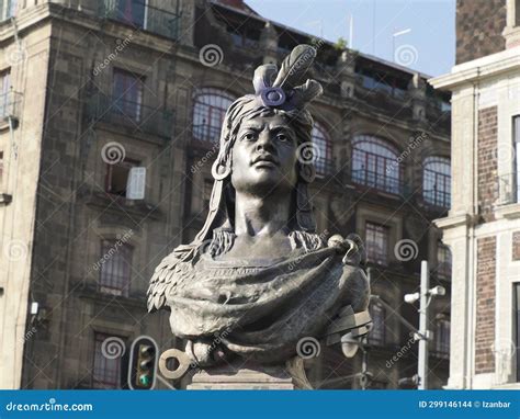 Cuauhtemoc Monument Statue in Zocalo Ciudad De Mexico, Mexico City ...